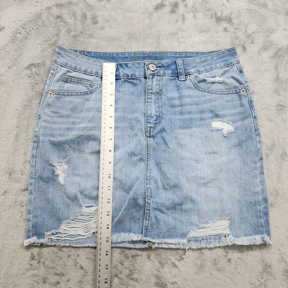Rewash Skirt Womens 11/30 Blue Distressed Mini Raw Hem Stretch Casual Beach - Picture 8 of 9